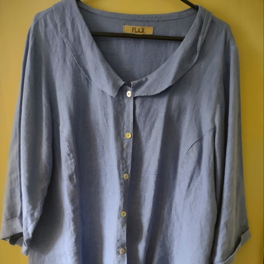 FLAX 100 percent linen top. Periwinkle blue. 3/4 cuffed sleeve size L
